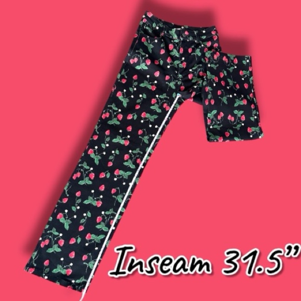 NWOT Vernacular Strawberry Straight Leg Pants. 🍓Size XS (26” Waist) - Picture 4 of 12